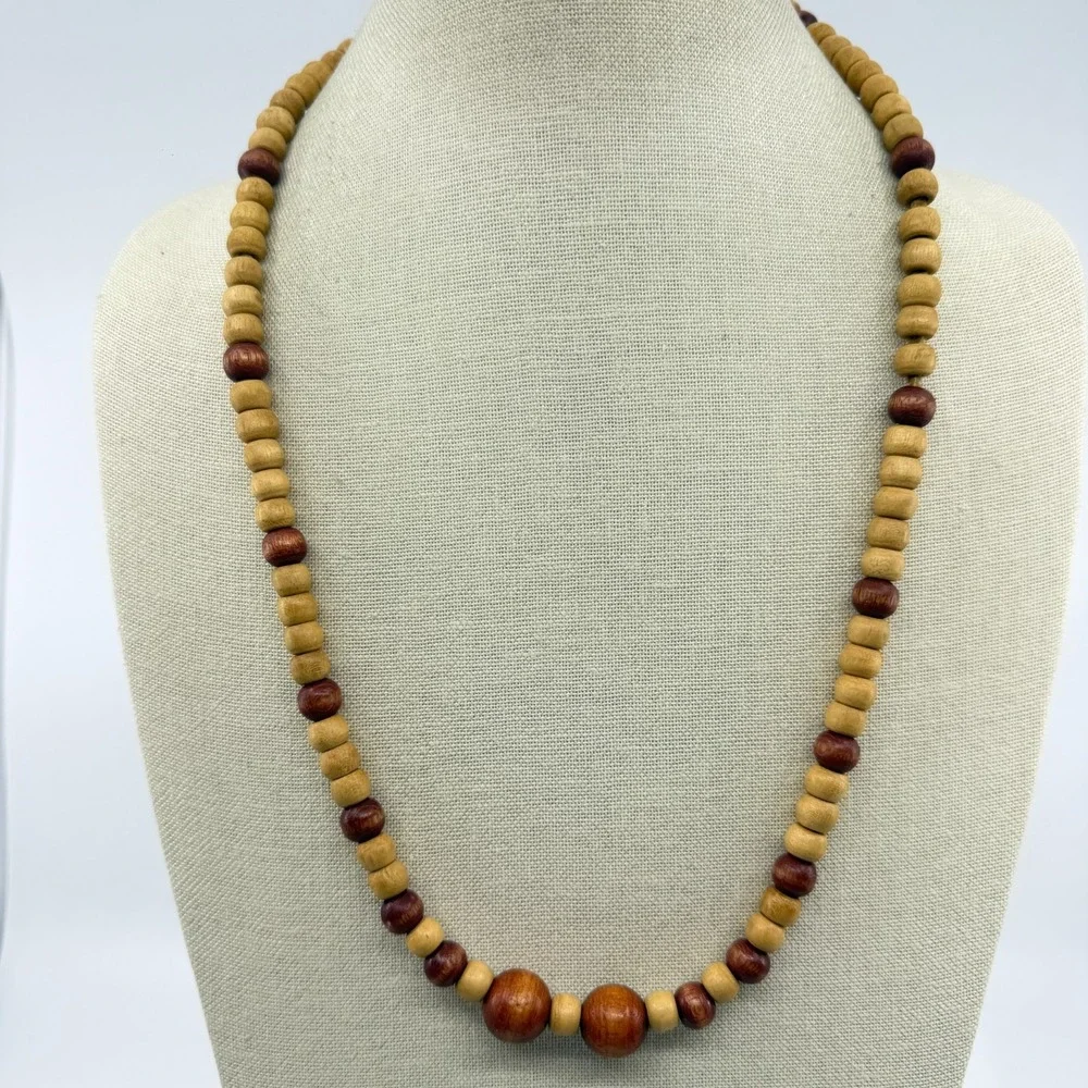 N/A earthy necklace